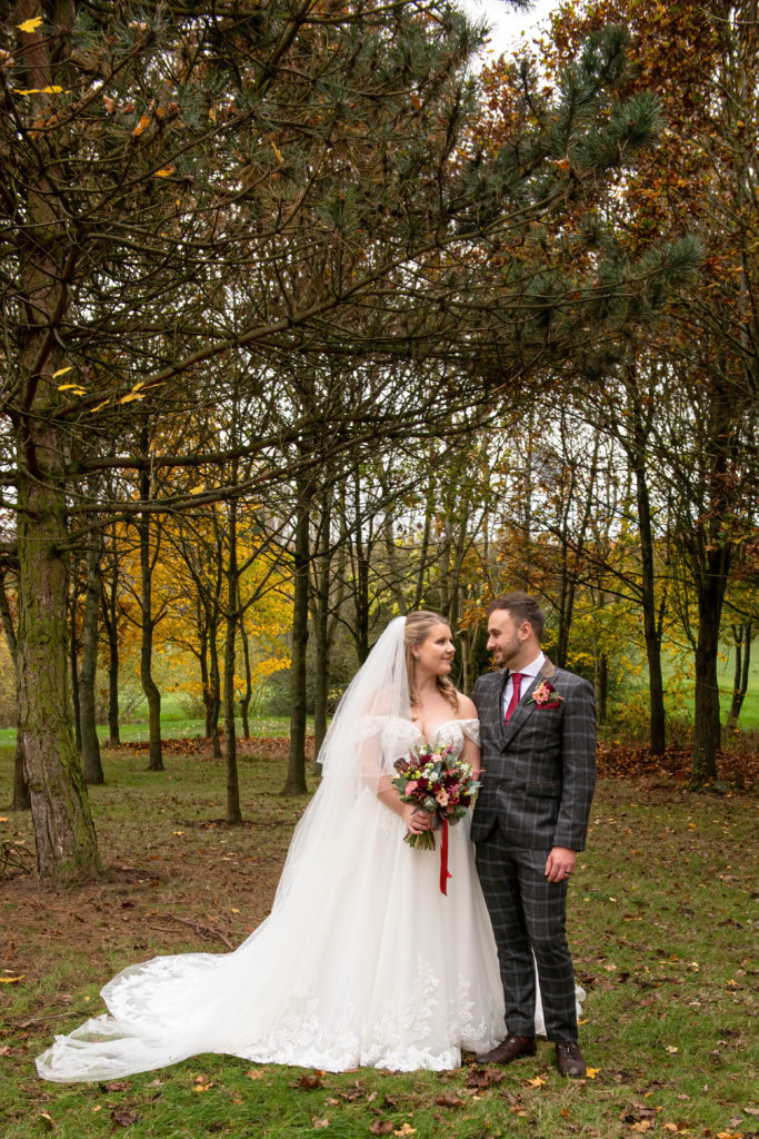 The Meadow Barn, Stratford Park, Warwickshire wedding venue, wedding ceremony